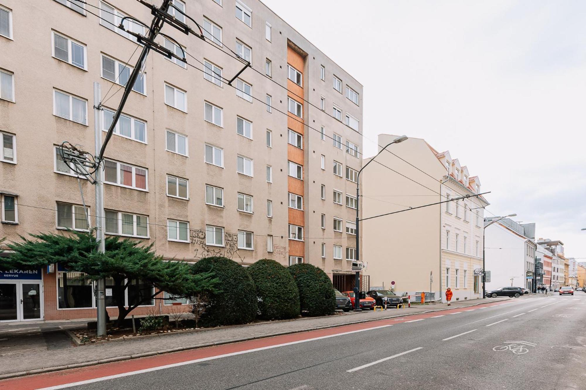 Skau 1 Old Town Family & Business Apartment Free Parking Pozsony Kültér fotó